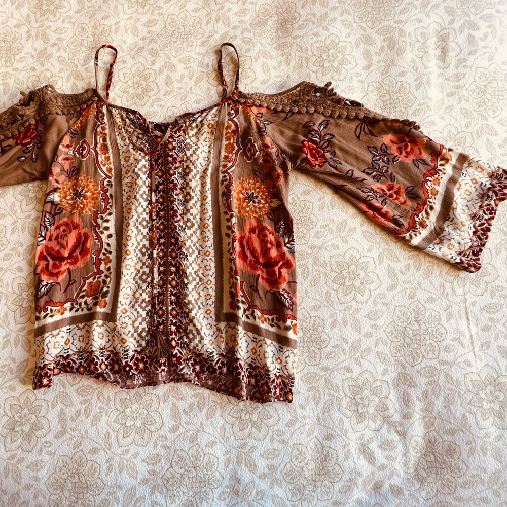 Super cute and worn once!